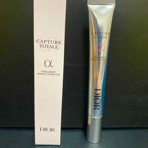 DIORS NEWEST FILLER HYALUSHOT